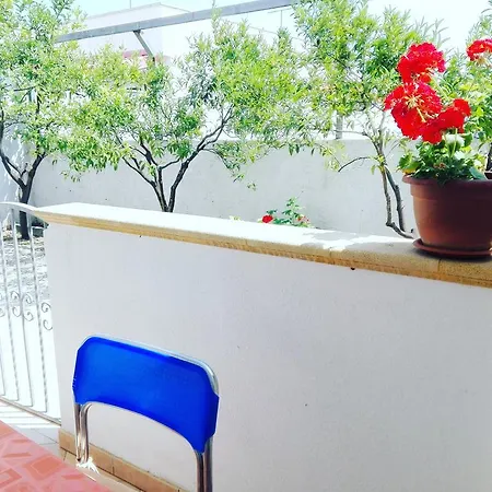 فندق مبيت وإفطار Li Pusciai 3*