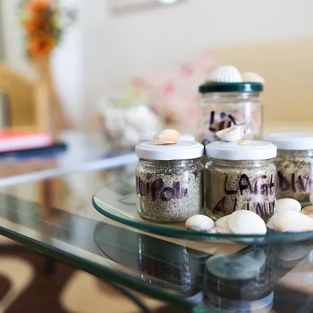 فندق مبيت وإفطار Li Pusciai