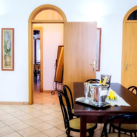Li Pusciai فندق مبيت وإفطار 3*
