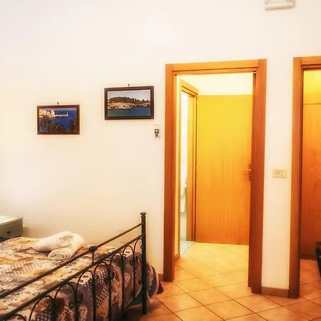 Li Pusciai فندق مبيت وإفطار